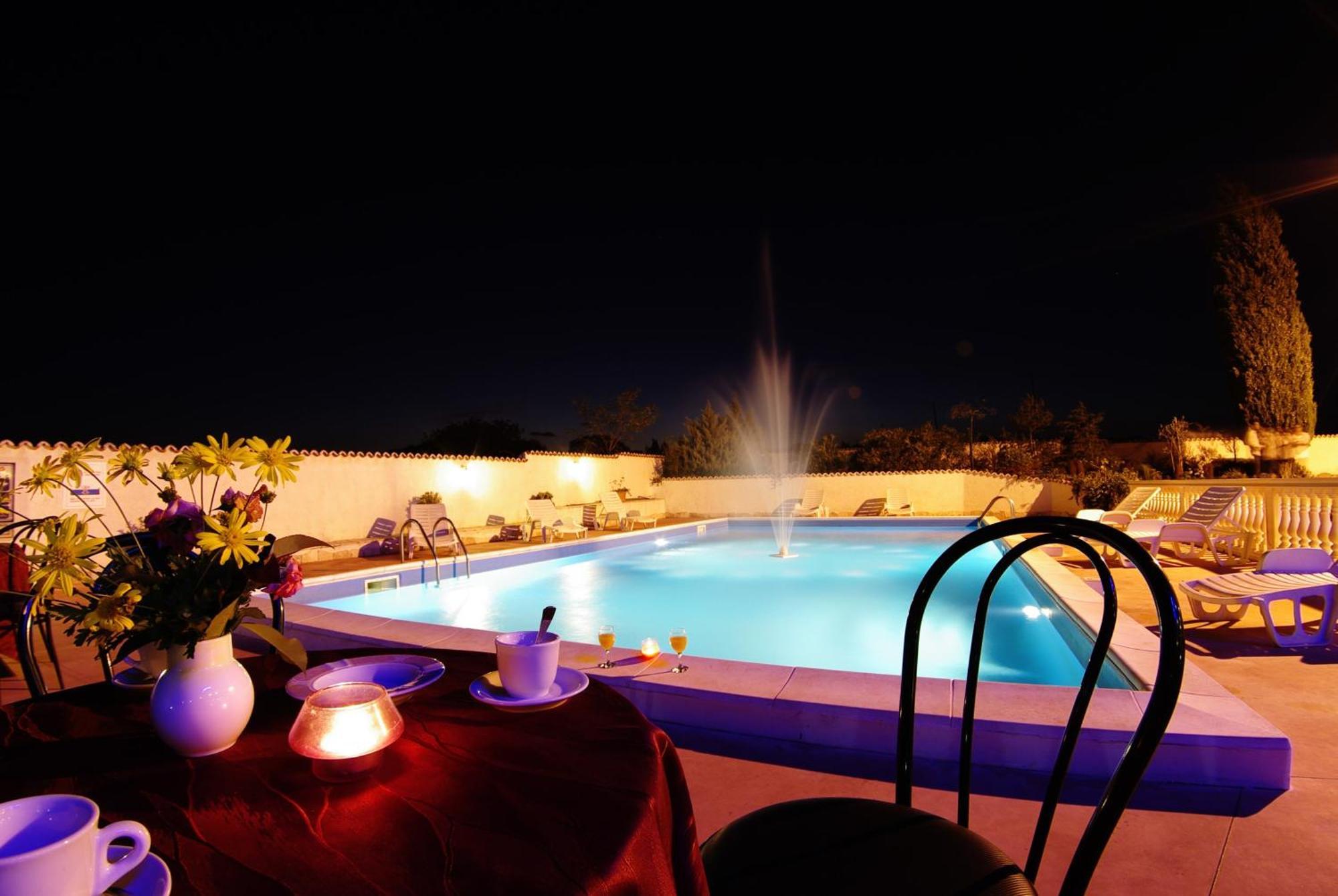 Hotel Aurora بولا المظهر الخارجي الصورة